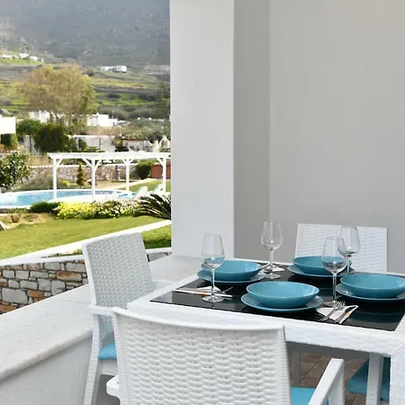 Trifylia Villa *
